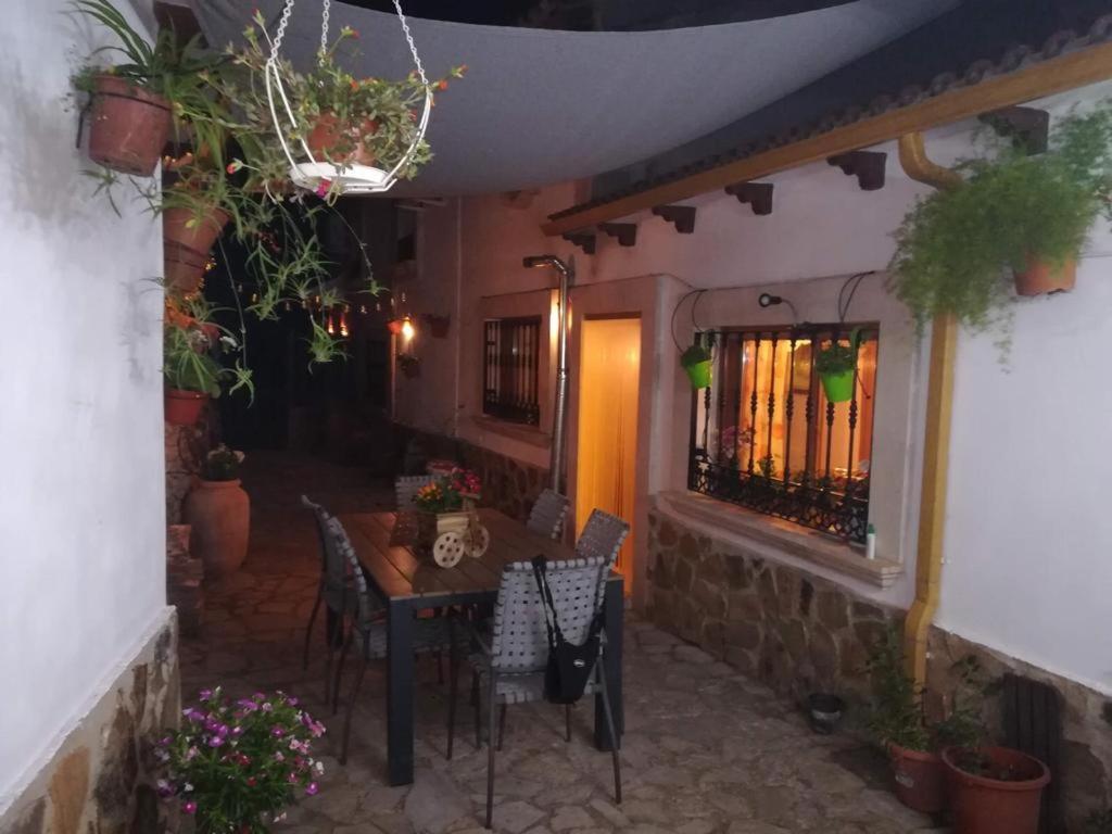 Casa Rural La Piedra Del Cambron Villaverde De Guadalimar المظهر الخارجي الصورة